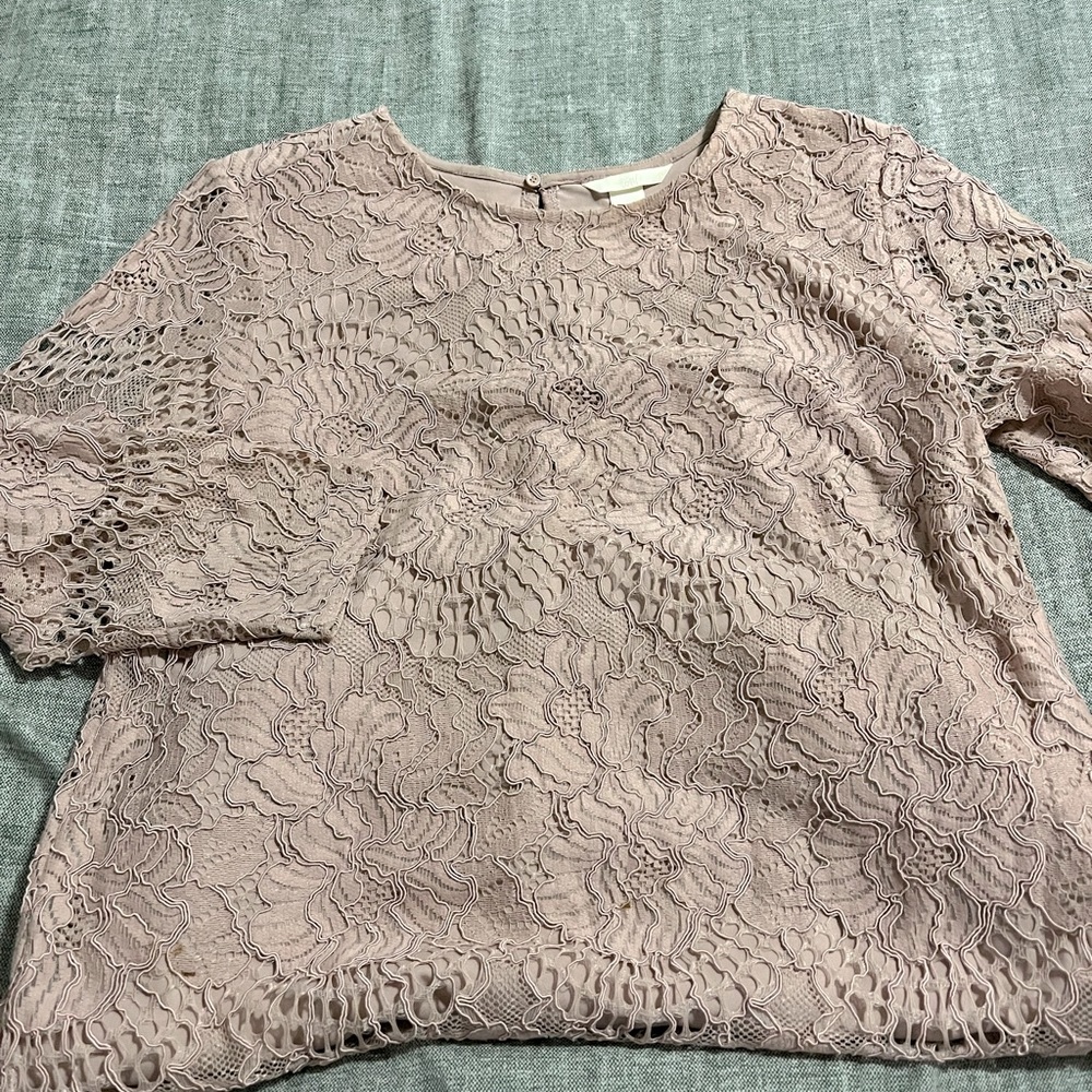 Light mauve lace dress